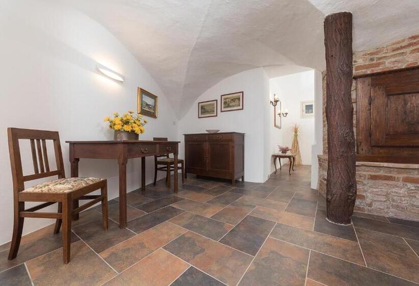 ペンション Le Case Di Angelina Langhe Loft & Suites