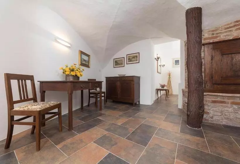 Majatalo Le Case Di Angelina   Langhe Loft & Suites