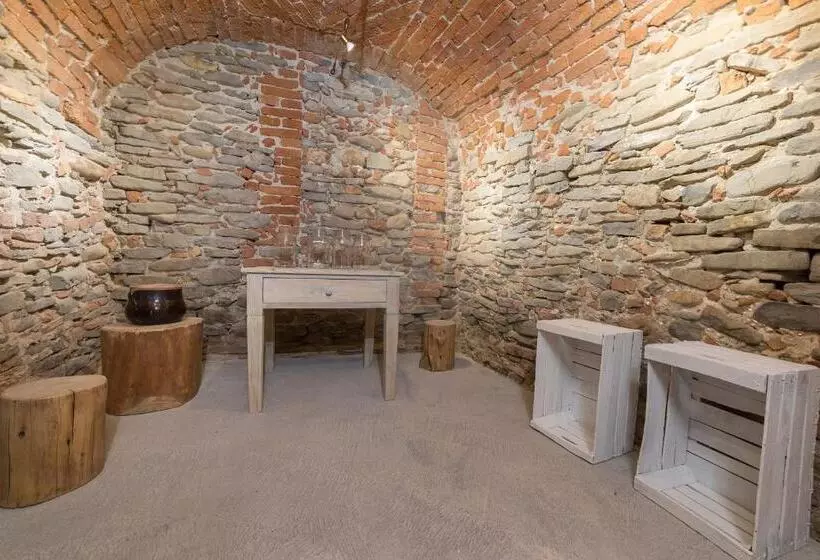 Majatalo Le Case Di Angelina   Langhe Loft & Suites