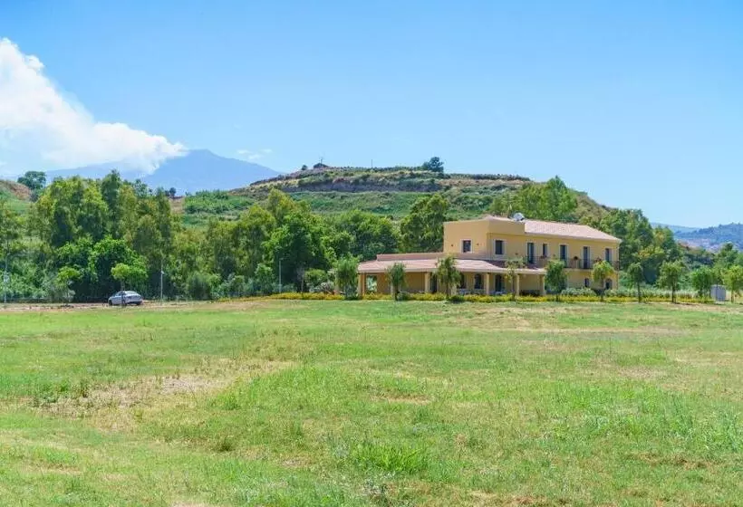 Lomakeskus Minissale Farmhouse