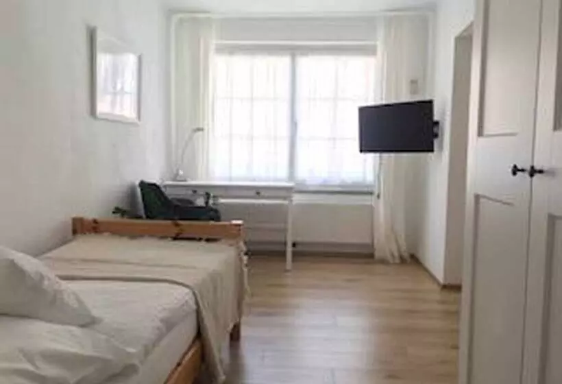 ユースホステル Gästehaus Lurger