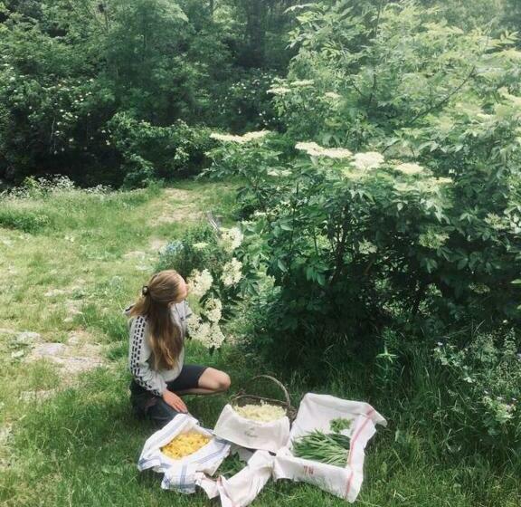צימר La Ferme De Chalas, Chambres D Hôtes écologique