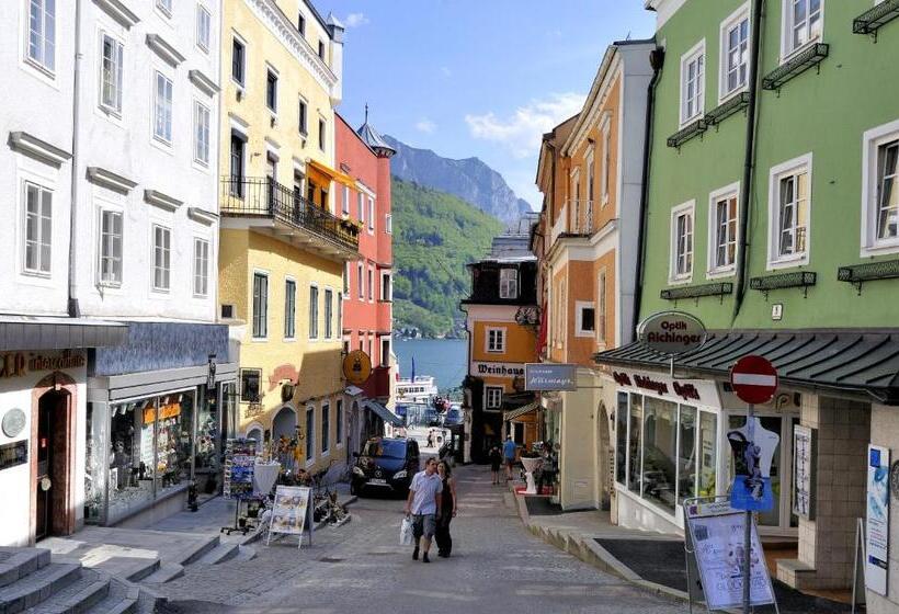 Boutiquehotel Zum Goldenen Hirschen