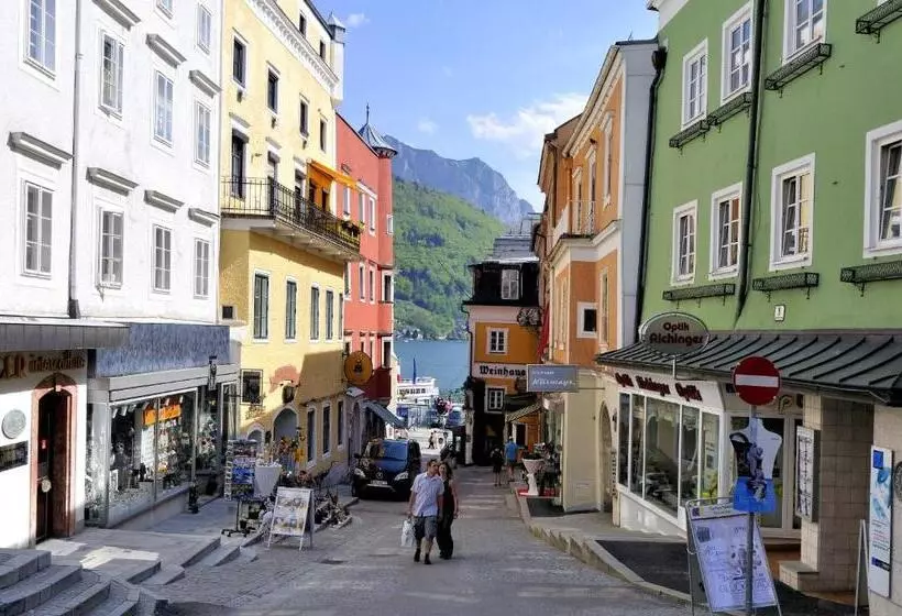 Boutiquehotel Zum Goldenen Hirschen