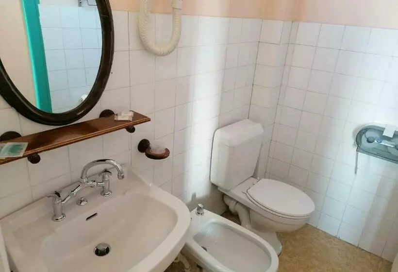 Hotelli Les Charmilles