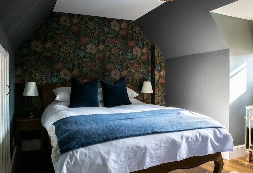 فندق The White Horse Boughton Under Blean