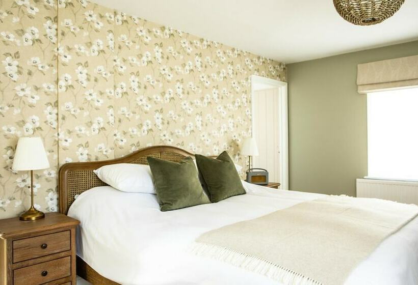 فندق The White Horse Boughton Under Blean