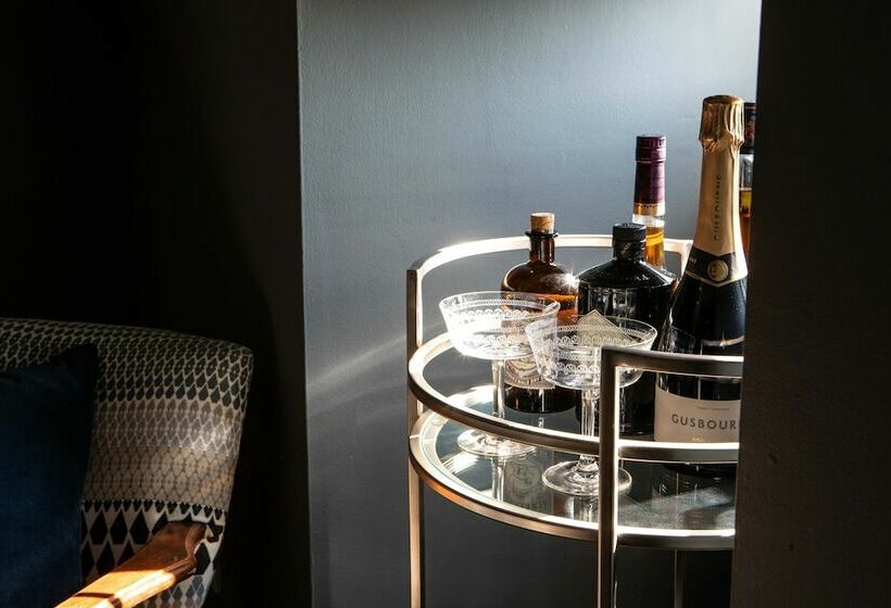 فندق The White Horse Boughton Under Blean