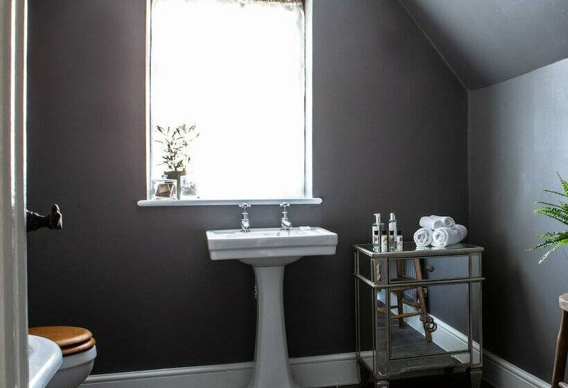 فندق The White Horse Boughton Under Blean