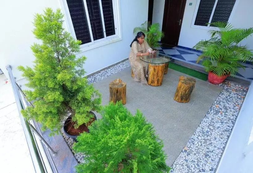 Hotelli Thiru Pavilion Retreat