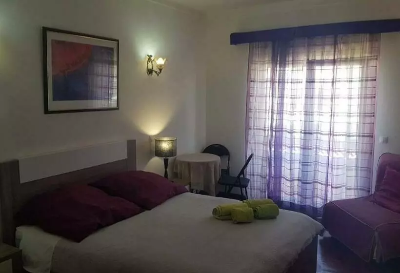 پانسیون Lagos Room Booking