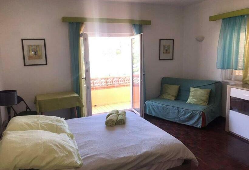 بنسيون Lagos Room Booking