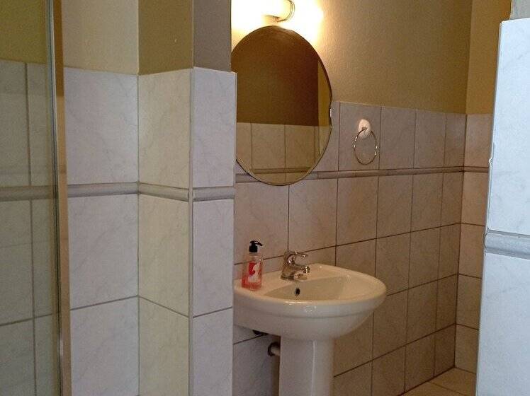 پانسیون Swakopmund Desert Stay