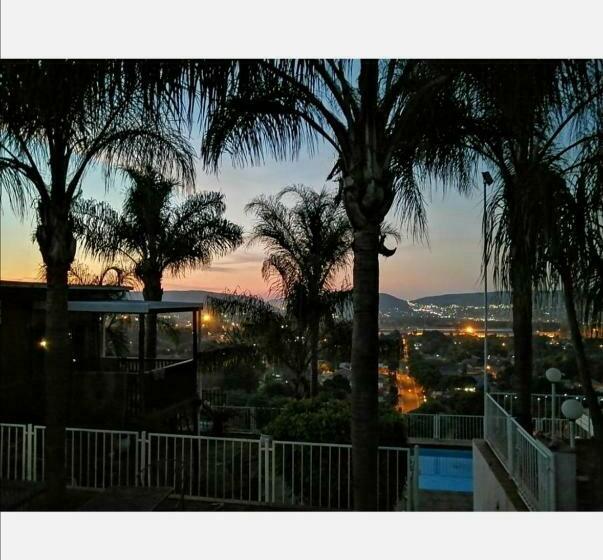 Bed and Breakfast Palm View Guest House