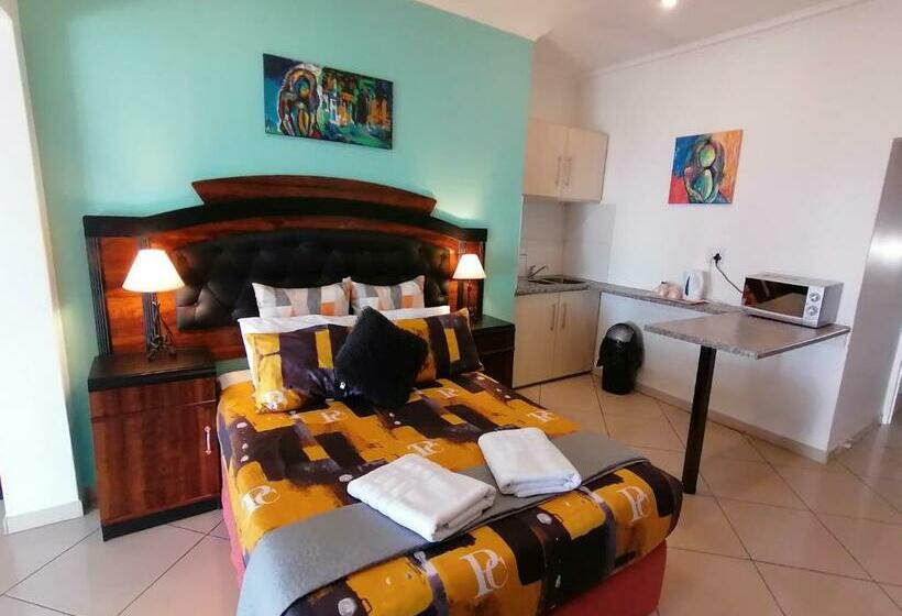 Bed and Breakfast Palm View Guest House