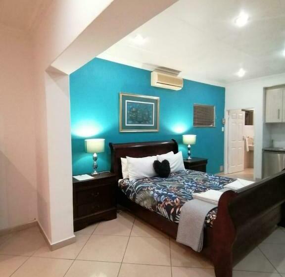 Bed and Breakfast Palm View Guest House