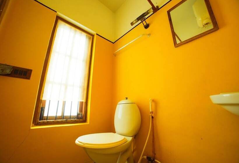 هتل Sai White Villa