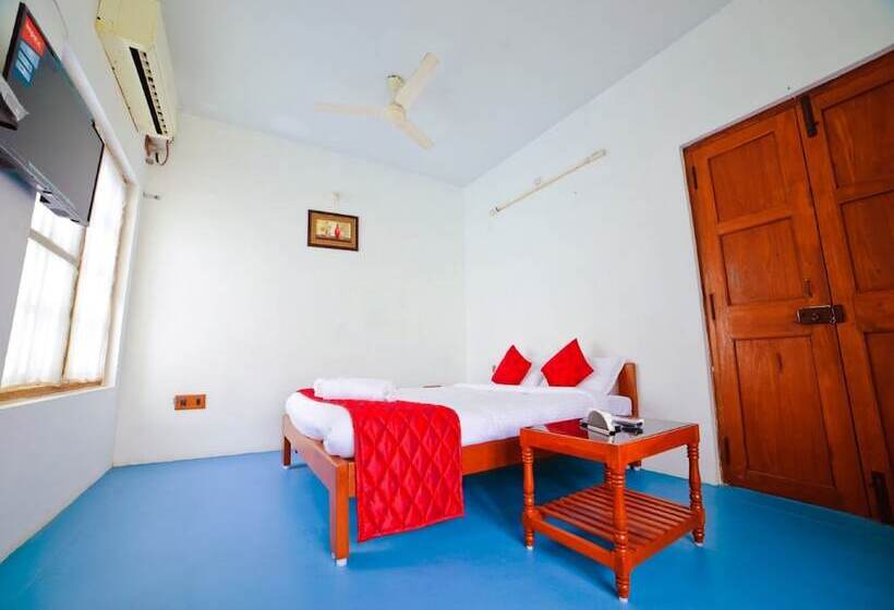 هتل Sai White Villa