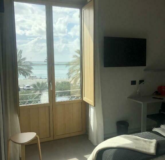 Drepanon, Prospettive Sul Mediterraneo Charme B&b