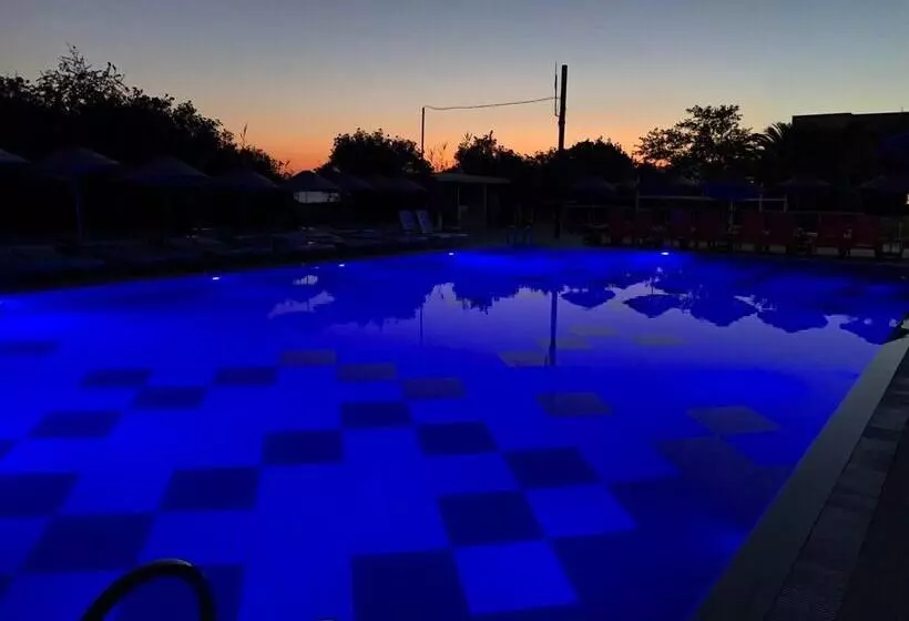 Hotelli Afytos ören Park Mtk