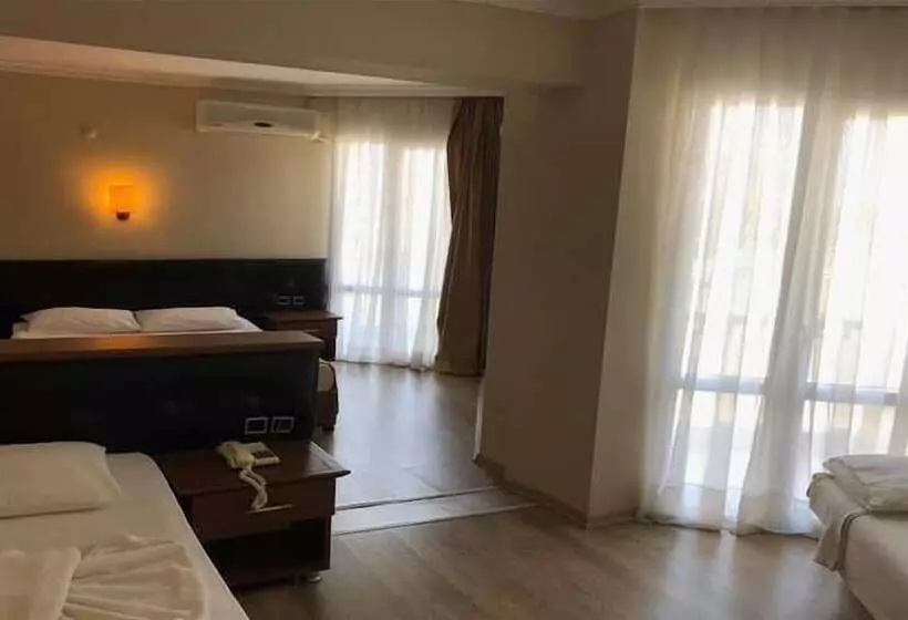 Hotelli Afytos ören Park Mtk