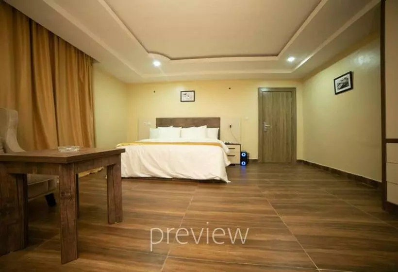 هتل Edgewood Manor