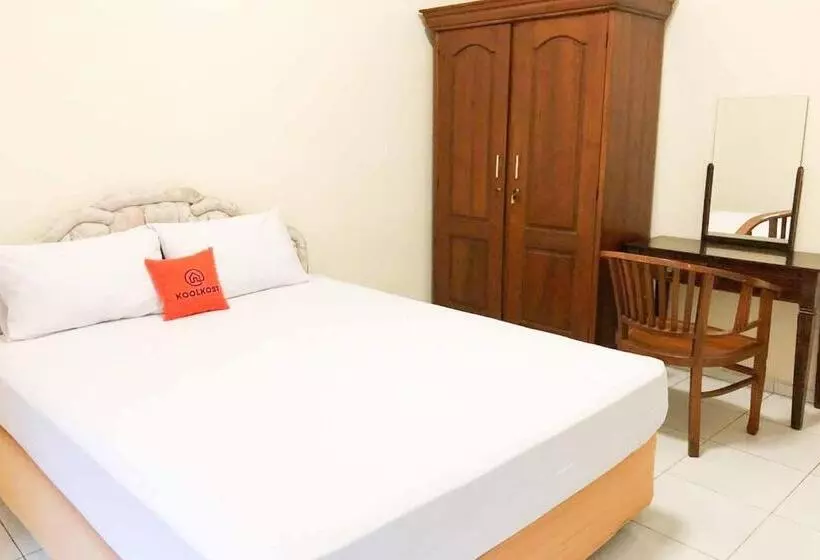 Hotell Koolkost @ Raya Ngagel