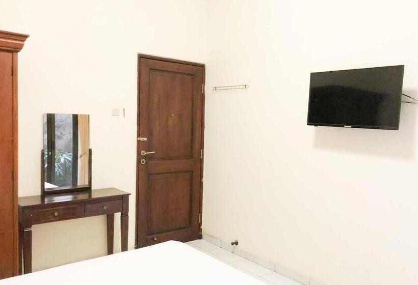 فندق Koolkost @ Raya Ngagel