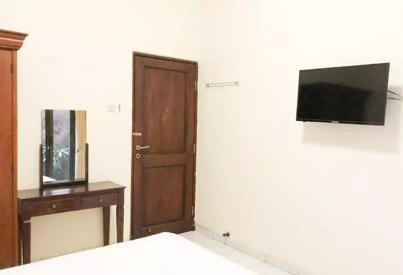 Hotell Koolkost @ Raya Ngagel