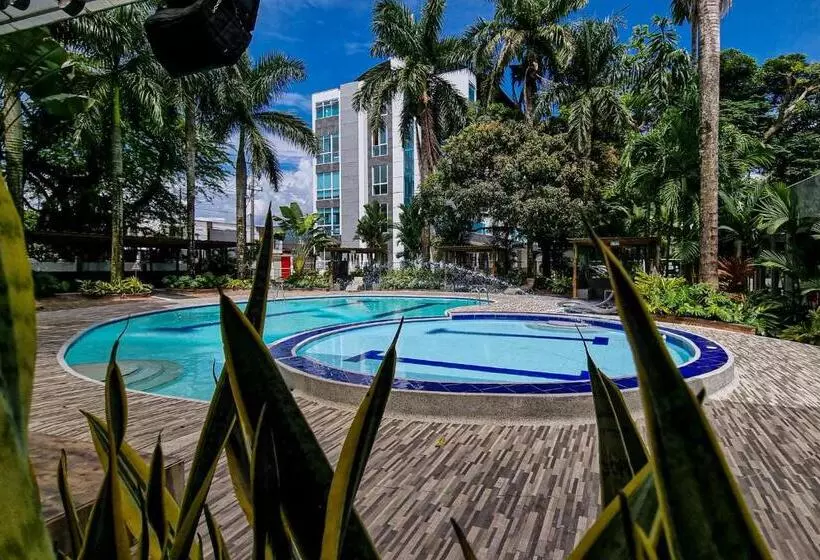 ホテル Wayra Club