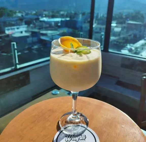 ホテル Wayra Club