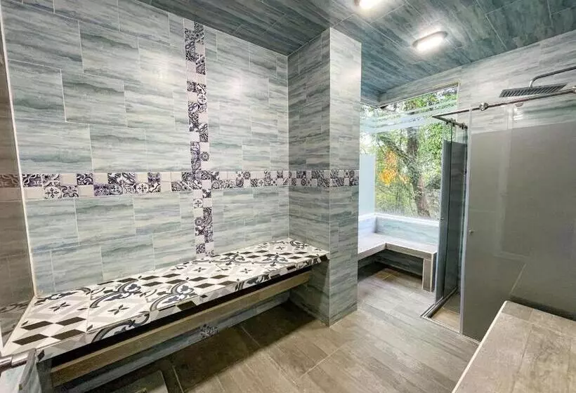 ホテル Wayra Club