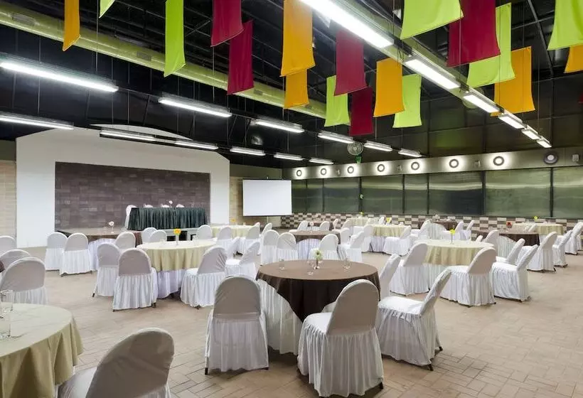 酒店 Club Mahindra Saj Mahabaleshwar