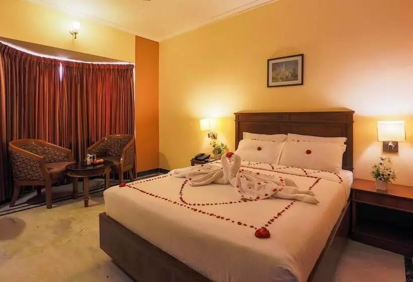 ホテル Grand Palace Chennai