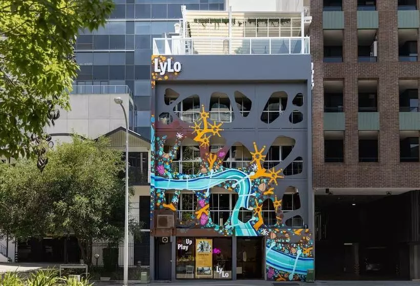 Отель Lylo Brisbane