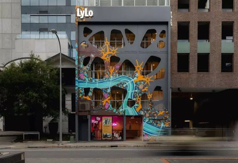 Отель Lylo Brisbane