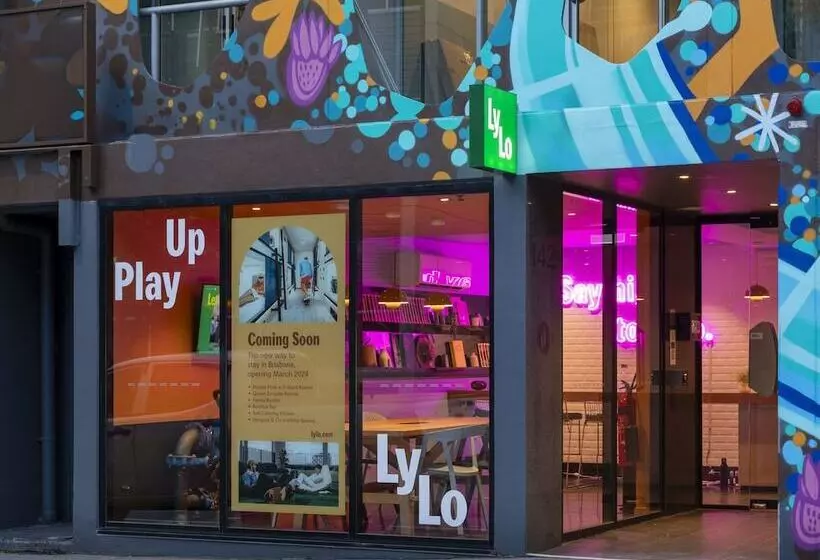 Отель Lylo Brisbane