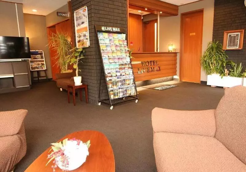 هتل Livemax Naha Tomariko