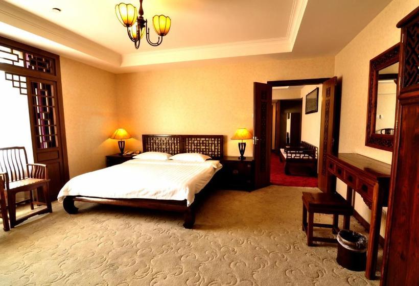 Отель National Jade