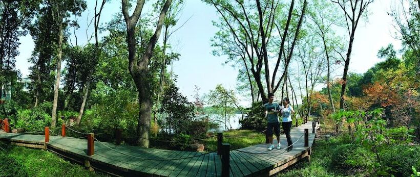 Отель The Purple Palace Nanjing