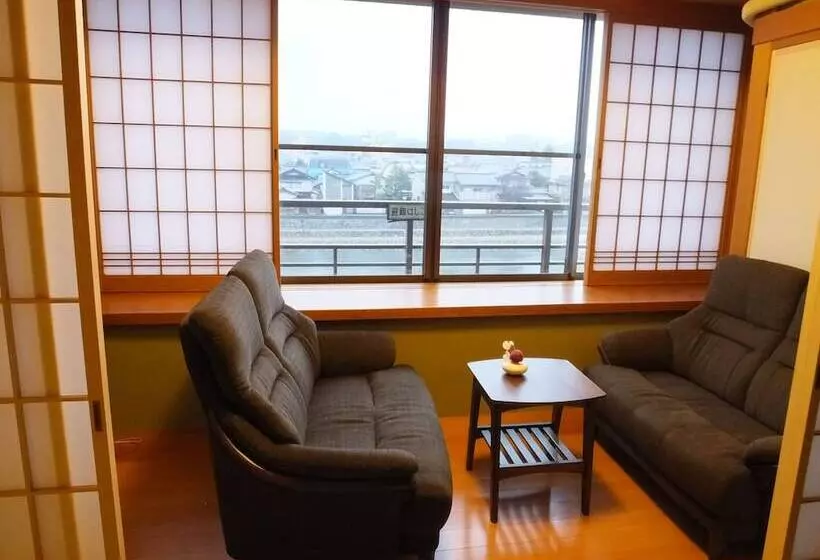 Hotel Yuya Ruru Saisai