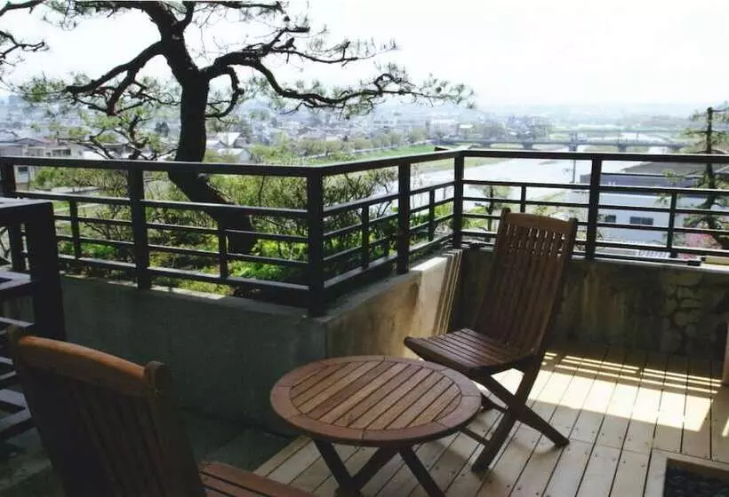 Hotel Yuya Ruru Saisai