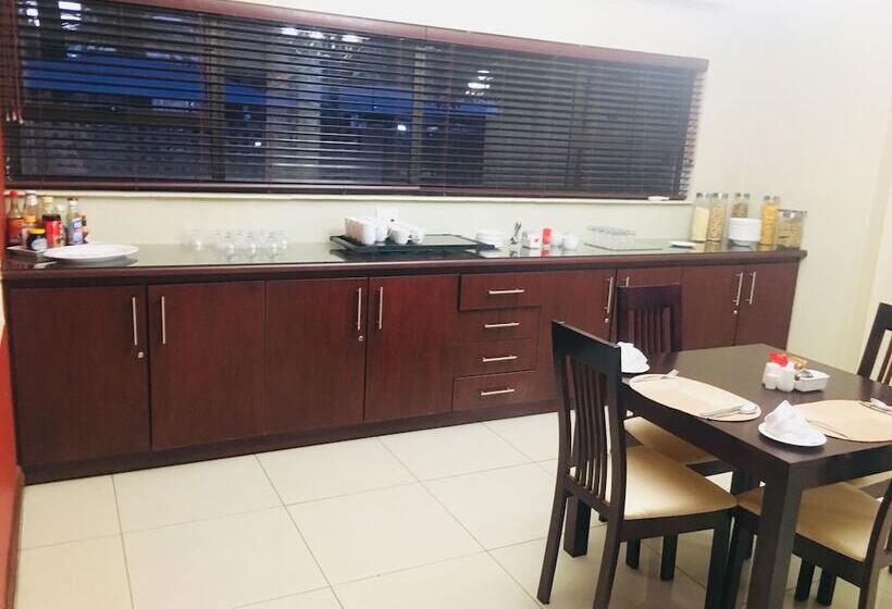 펜션 Belmont Guest House