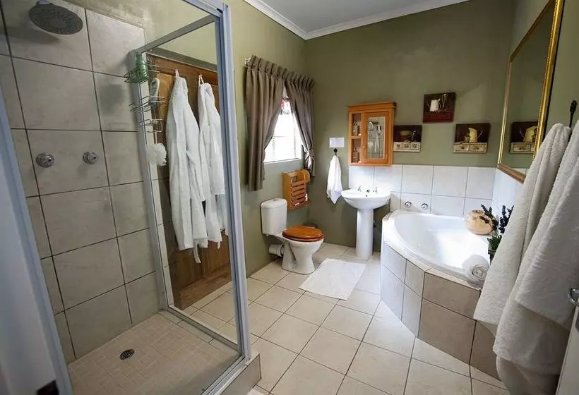 پانسیون @floben Guest House