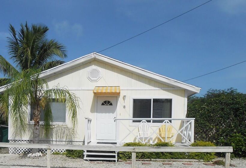 استراحتگاه Hoopers Bay Villas