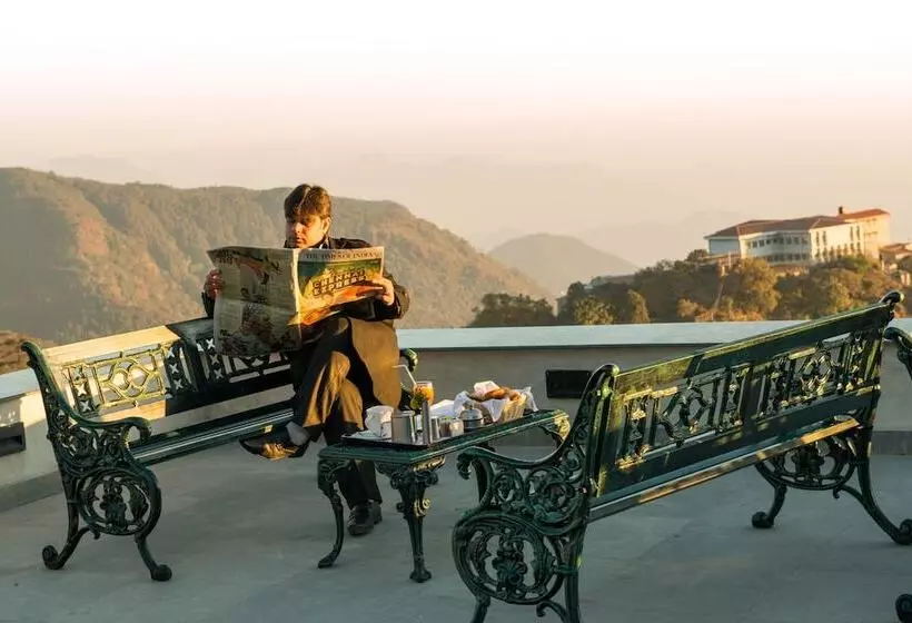 Royal Orchid Fort Resort