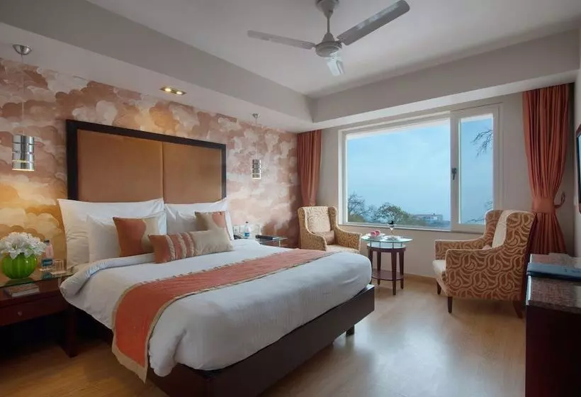 Royal Orchid Fort Resort