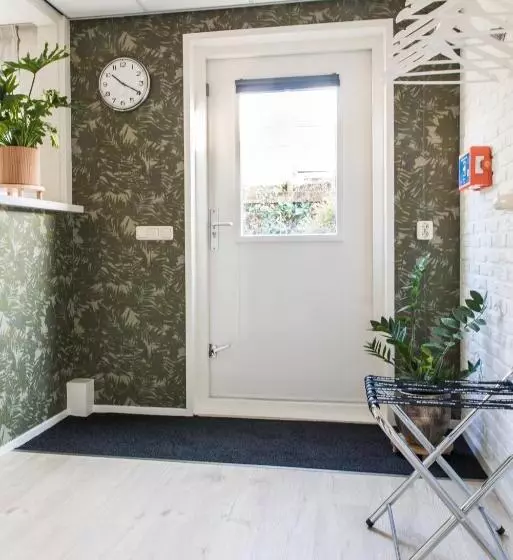 Aamiaismajoitus (B&B) Bnb It Hazzeleger Beetsterzwaag