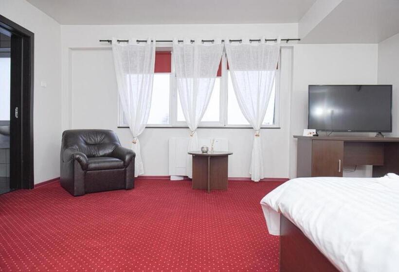 בית מלון כפרי Seven Inn