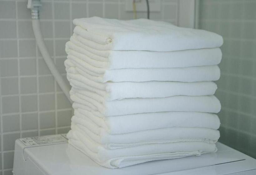 古民家ホテル 亀島駅徒歩1分 名古屋駅スグ 11月は期間限定でaokitakamasaの写真アートを掲載 11月度はbbqのご利用を中止とさせて頂きます